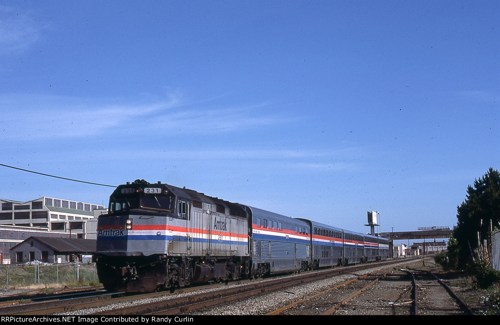 AMTK 231 at Emeryville